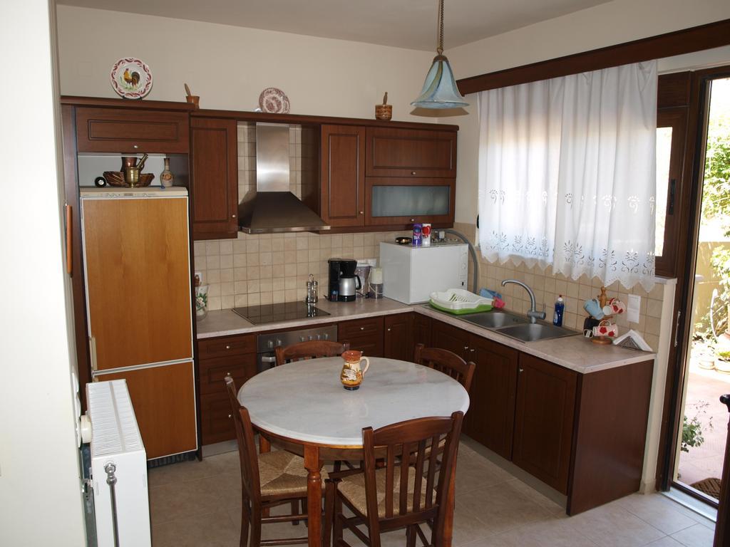 Villa Helidoni Pondikiana Rom bilde